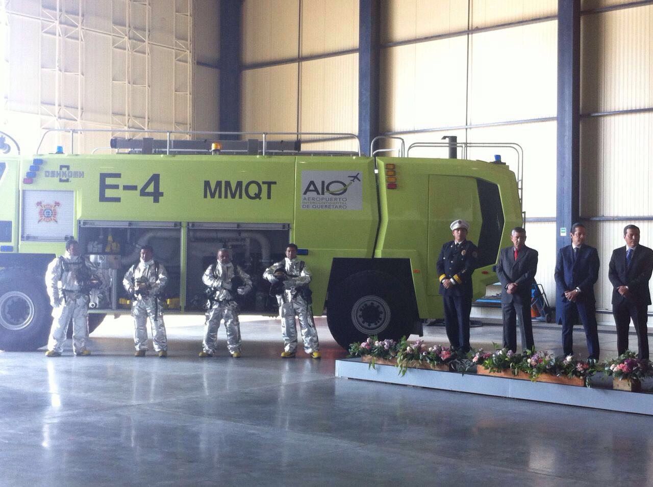 Entregan equipo de emergencia en el Aeropuerto de Querétaro