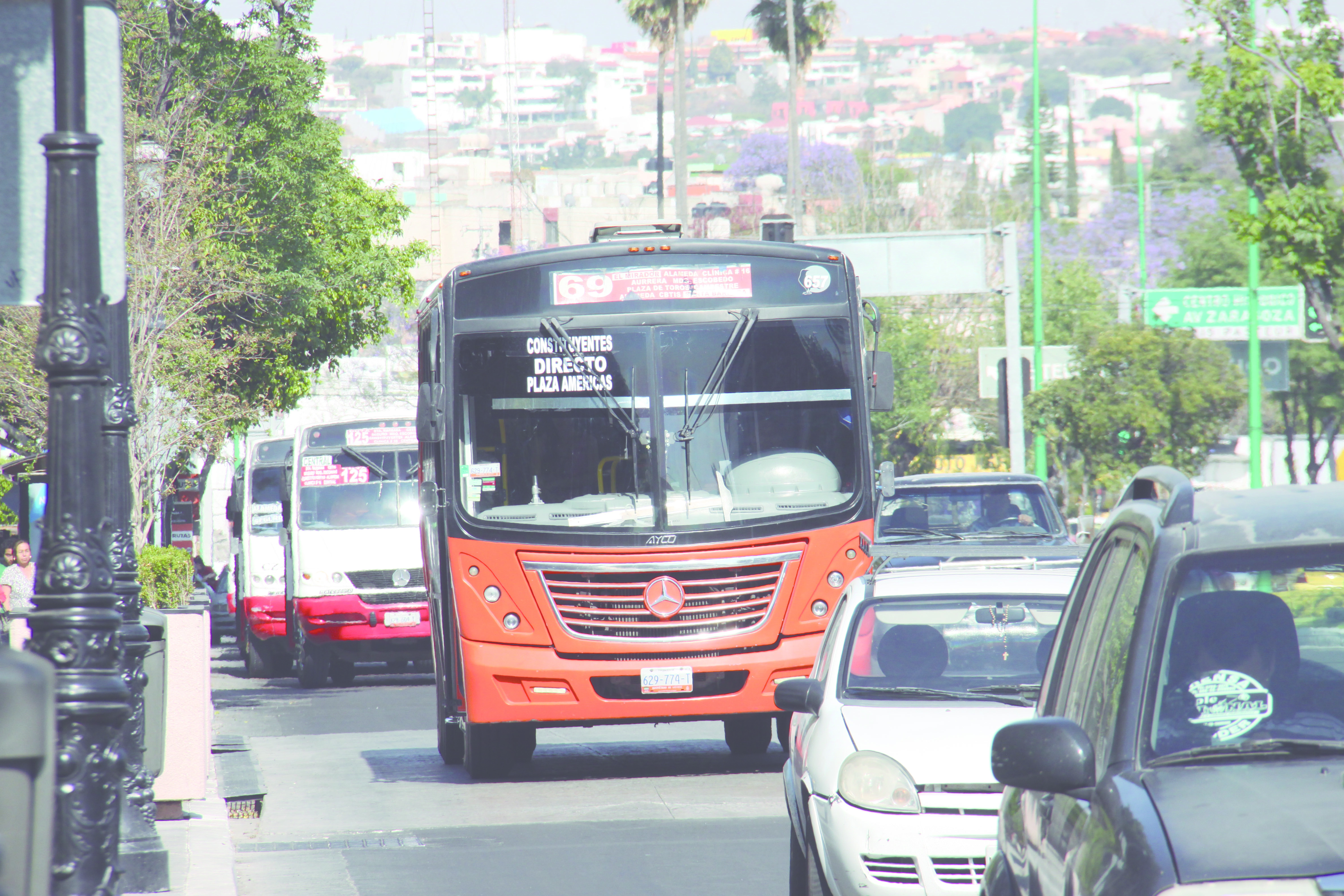 CAMIONES_CARRIL CONFINADO_CONSTITUYENTES_YA (3)