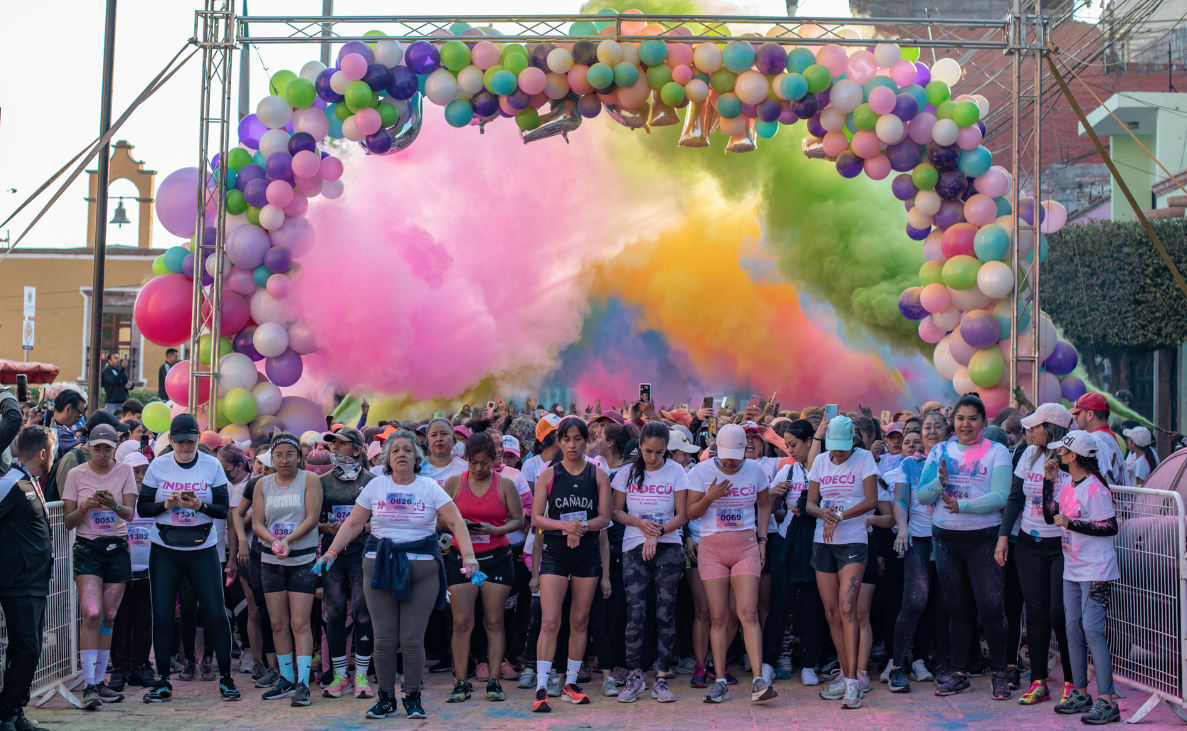 Celebra El Marqués Carrera de Colores Plaza de Armas Querétaro