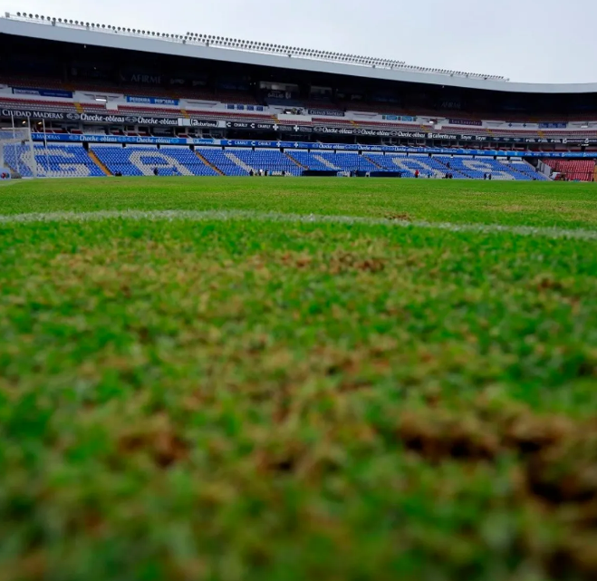 Suspenden El Gallos Vs. América Por Mal Estado De La Cancha - Plaza De ...