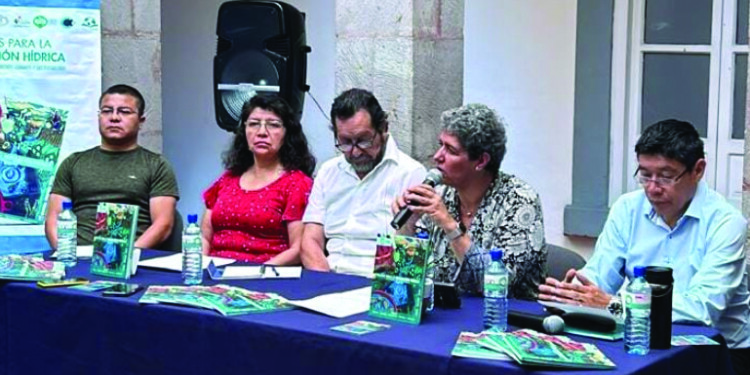 Expertos presentan agenda en favor del tema del agua