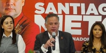 Santiago Nieto respalda adopción y matrimonio igualitario