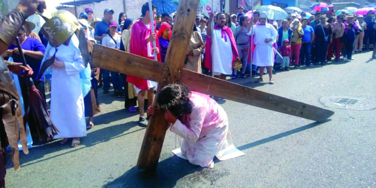 Se esperan 45 mil visitantes en el Viacrucis de El Marqués