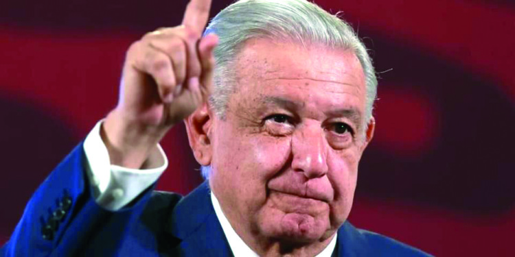 Reclama CNTE a AMLO privilegios a ‘charros’ del SNTE
