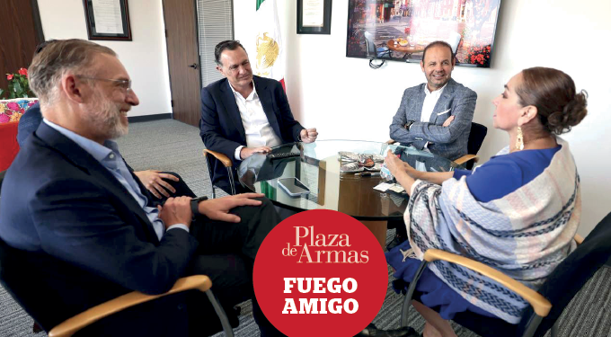 Se entrevista Kuri con María Elena Orantes
