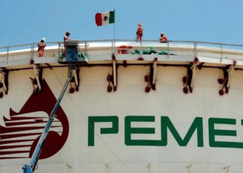Incrementa Pemex 17% deuda con proveedores