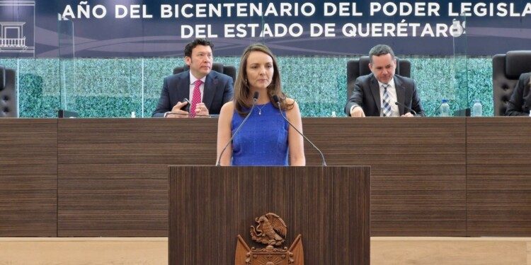 Ana Paola López Birlaín, nueva presidenta del congreso local