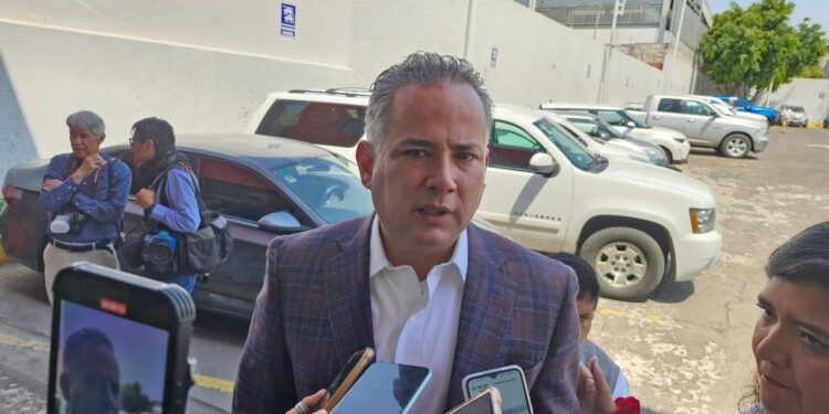 Santiago Nieto defiende a Arturo Zaldívar por investigaciones de la Suprema Corte de Justicia