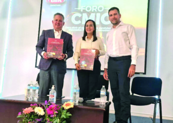 Recibe la CMIC a candidatos