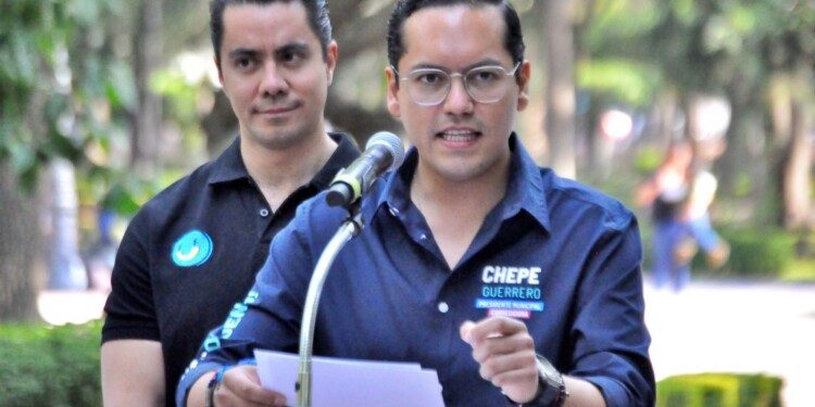 Chepe Guerrero anuncia programa de utilización de agua de lluvia