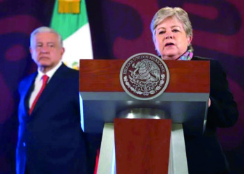 Firman candidatos presidenciales pacto en favor de infancia