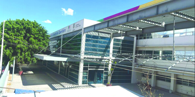 Urge hospital universitario para la UAQ: Colegio Médico