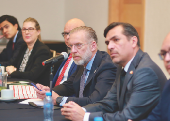 Sociedad Civil reconoce a Poes