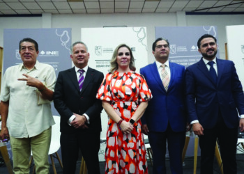 Sin propuestas, debate de los  aspirantes al senado en la UAQ