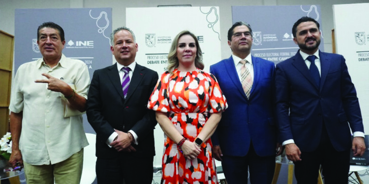 Sin propuestas, debate de los  aspirantes al senado en la UAQ