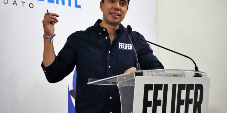 Entrega Nava la quinta generación de policías