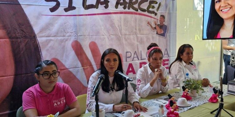 Construir tres hospitales veterinarios públicos, compromiso de Paloma Arce