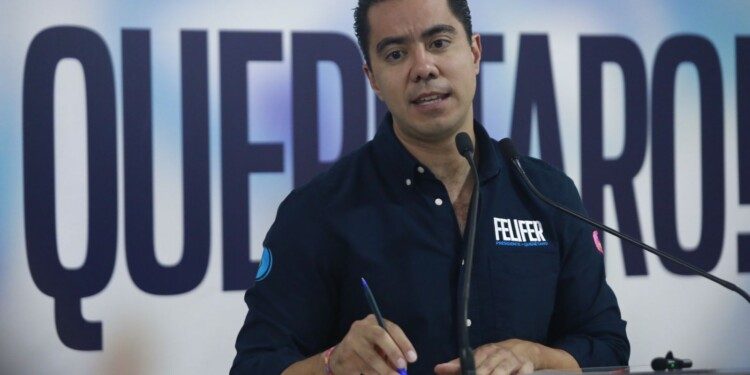 Insultante, riqueza de Tapia: FFM