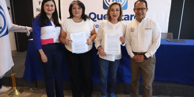 Firma PAN y candidatos compromisos por la vida, la familia y las libertades