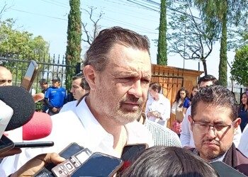 Banquetas, cableado y ciclovías: pendientes de Paseo 5 de Febrero, asegura gobernador