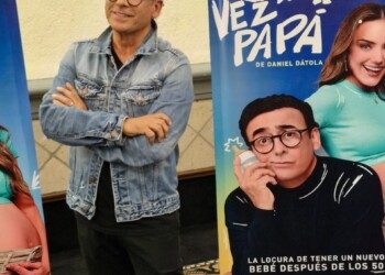 Adal vuelve a  los monólogos