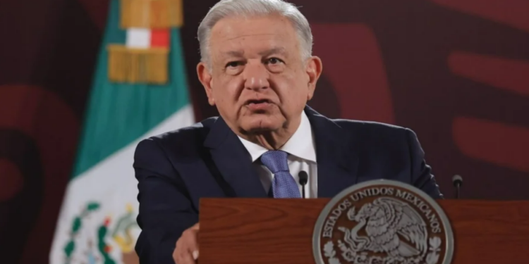 Enlista AMLO los ‘irreversibles’ de Sheinbaum 