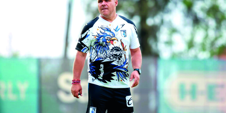 Gallos Blancos analiza altas y bajas