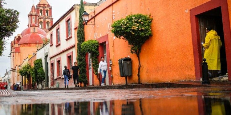 Lluvias dejan encharcamientos