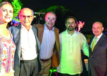Sheinbaum afirma que velará por las indígenas y las pobres
