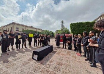 Comunidad artística pide reunión con el gobernador