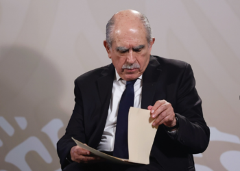 Hospitalizan a Pablo Gómez, titular de la UIF