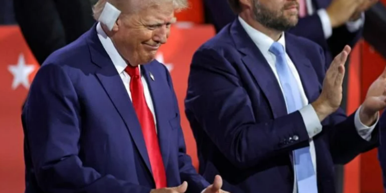 Va ‘clon de Trump’ por Vicepresidencia de EU