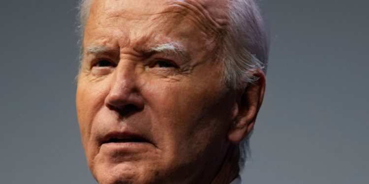 El presidente de EU, Joe Biden, dio positivo por covid-19