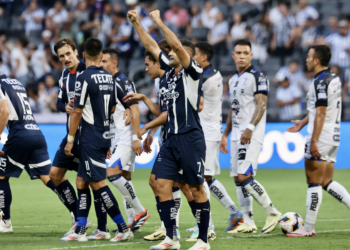 Gallos pierde de nuevo, ahora en Monterrey