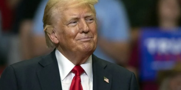 Dice Trump que Harris es ‘perversa y tonta’