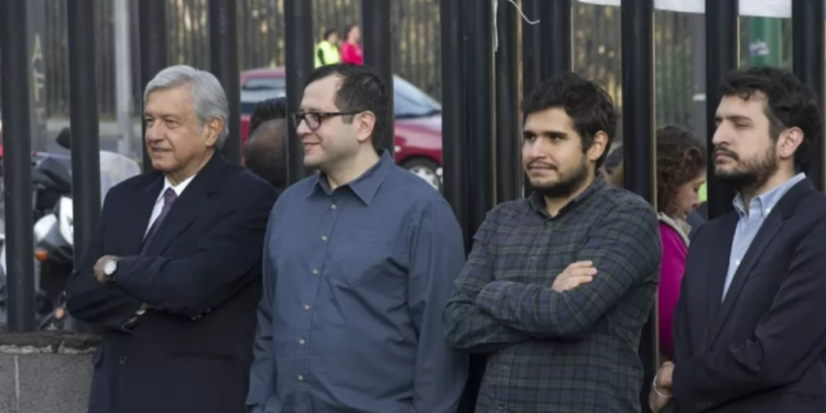 Acusaciones no se acompañan de pruebas, dicen hijos de AMLO