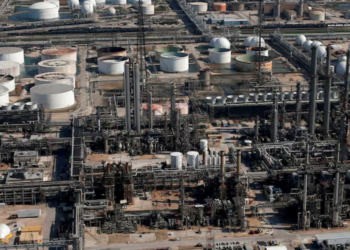 Ingresos petroleros están en peor nivel