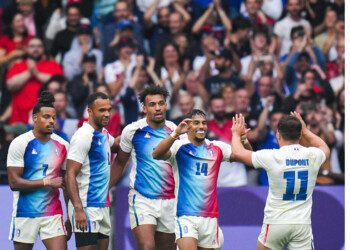 Francia gana su primer oro en París 2024 en Rugby Sevens