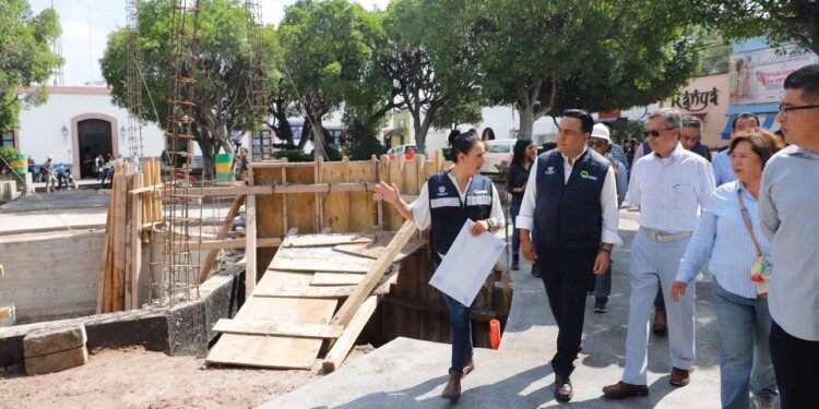 Recorre Luis Nava trabajos de reingeniería urbana en Santa Rosa Jáuregui