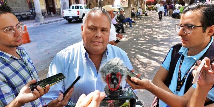 Por manejo de recursos públicos, operadores no pueden integrar un sindicato: AMEQ