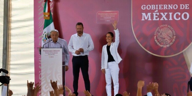 Entrega Luis Nava el Parque Lineal de la colonia La Estrella