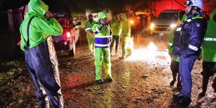 Lluvias afectan a seis comercios en Corregidora