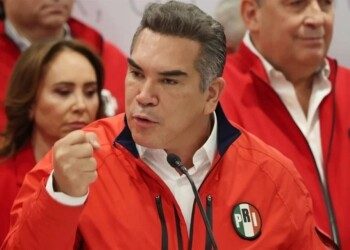 Obtienen puntaje perfecto seis jóvenes en examen para la UNAM