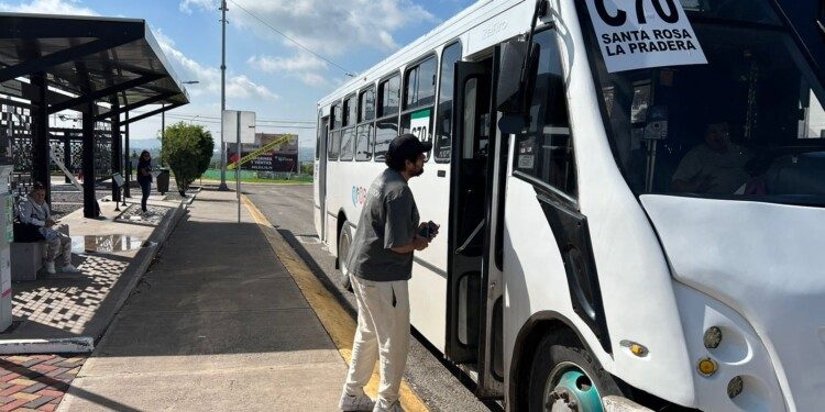 Abren nueva ruta de Qrobus, de Santa Rosa a la Pradera