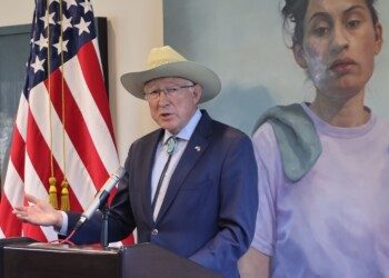 Elección de jueces, riesgo para democracia y T-MEC, advierte Ken Salazar 
