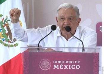 ‘Ahí vienen las reformas’: celebra AMLO