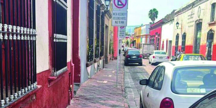 Presenta el Mes de la Juventud