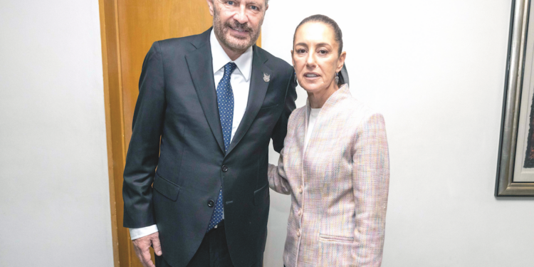 Pide Kuri agua y luz a Sheinbaum