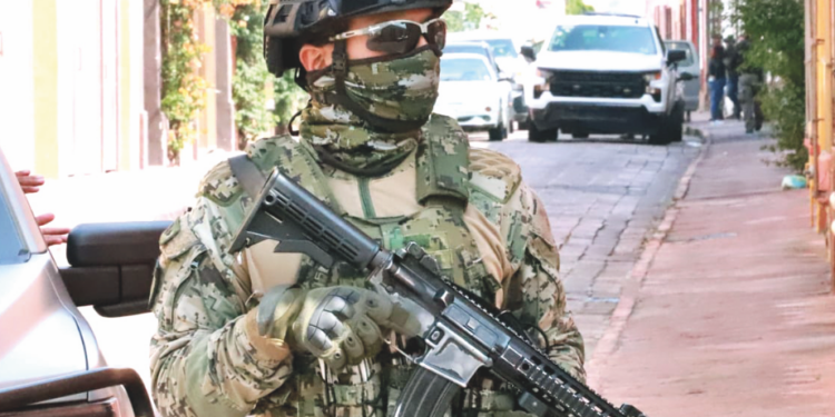 Desarticula aquí Semar a banda internacional de tráfico de armas
