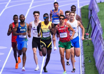 Tonatiú López logra su pase para la Semifinal de 800 m 